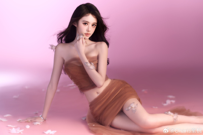哪吒之魔童闹海 封面